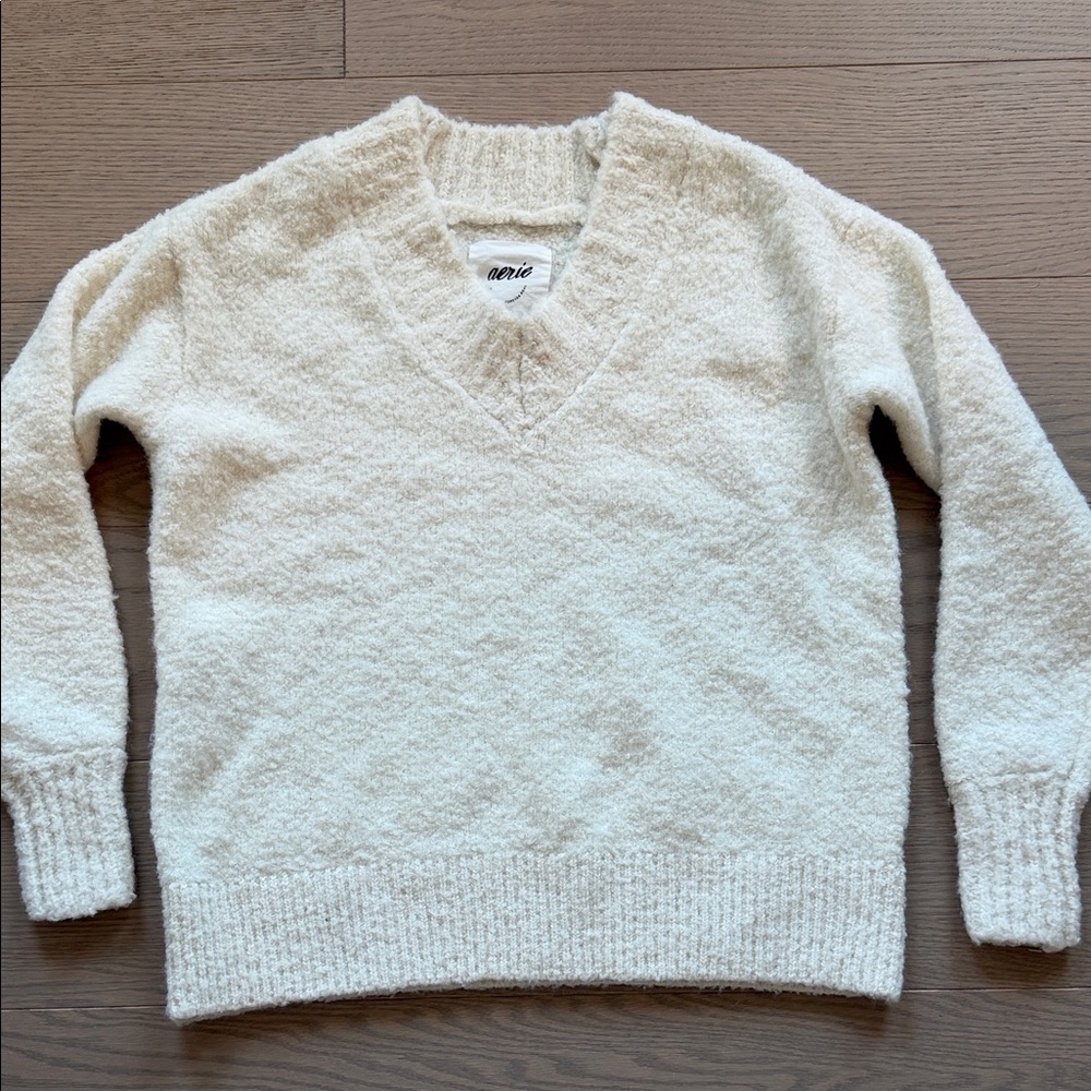 Aerie Cream V-Neck Sweater